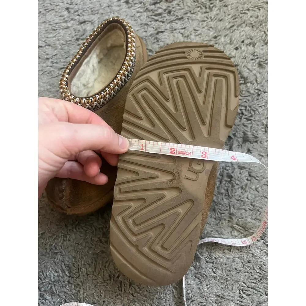 Kids Tasman Suede Uggs in Tan